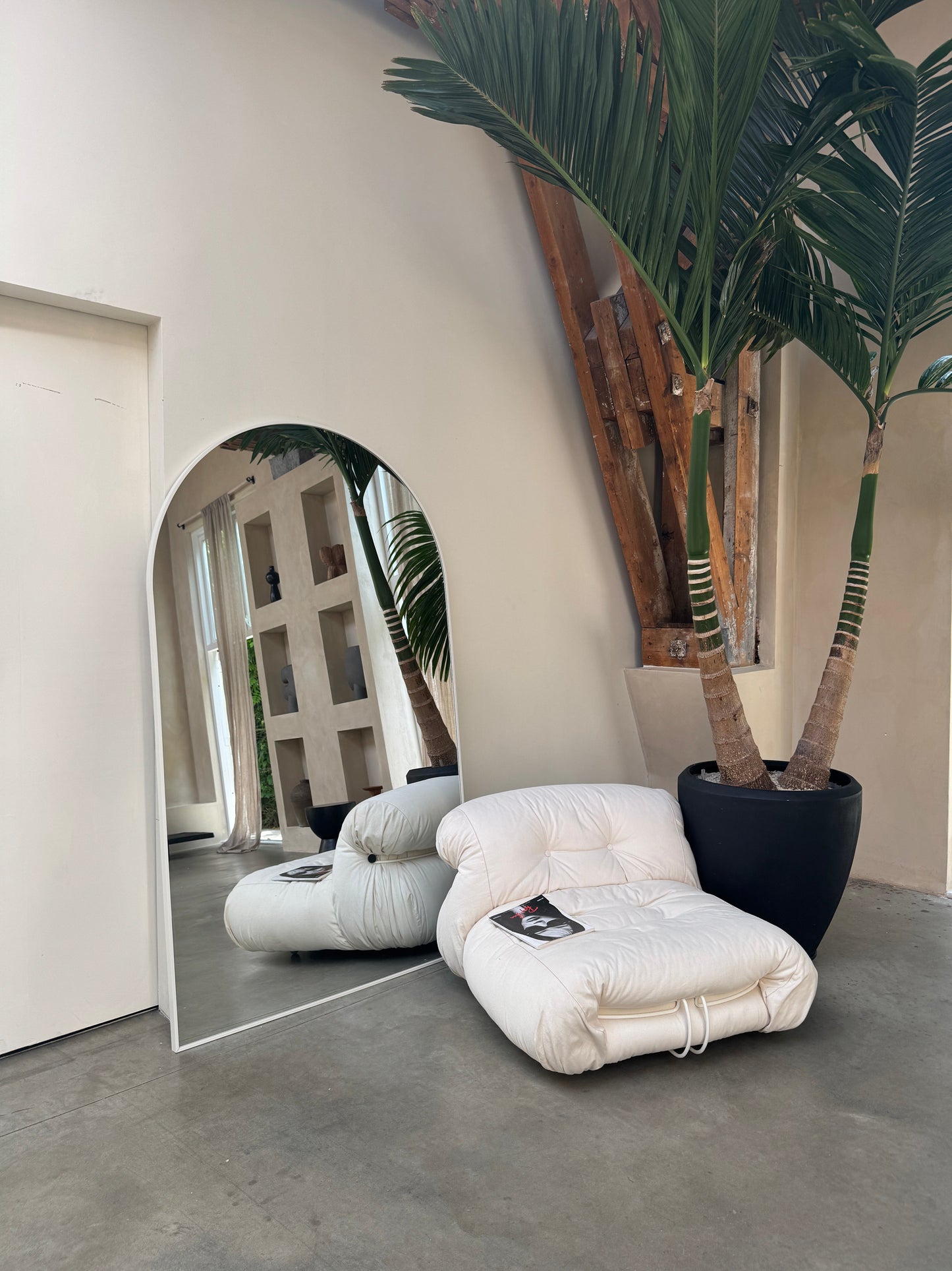 Moon Giant Mirror | Contemporary Design 200 cm x 120 cm - White Mirrorum