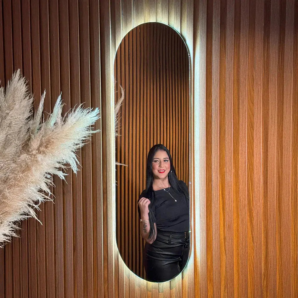 Slim Round Mirror with LED - Elegant and Modern Lighting Spiegel Weltt